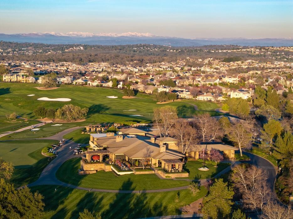 Images Serrano Country Club