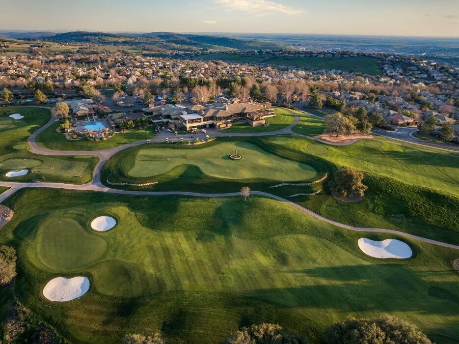 Images Serrano Country Club