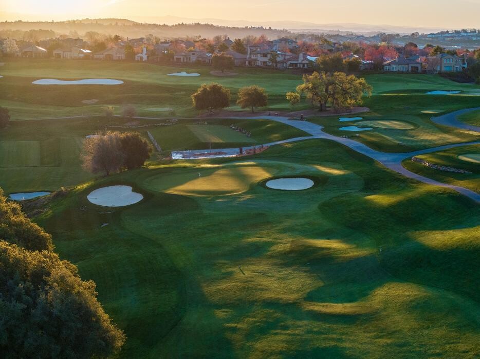 Images Serrano Country Club