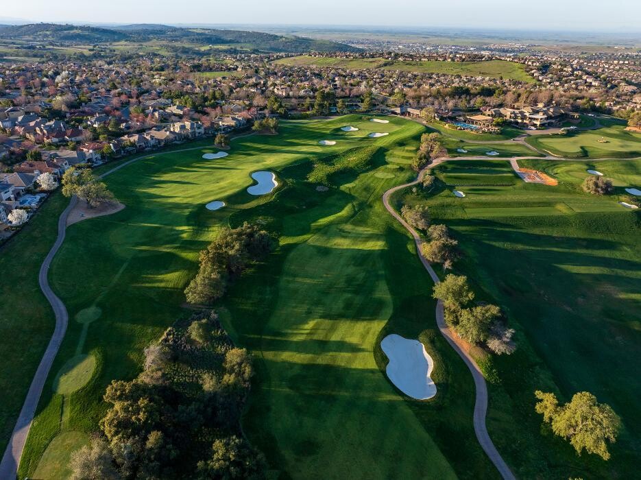 Images Serrano Country Club