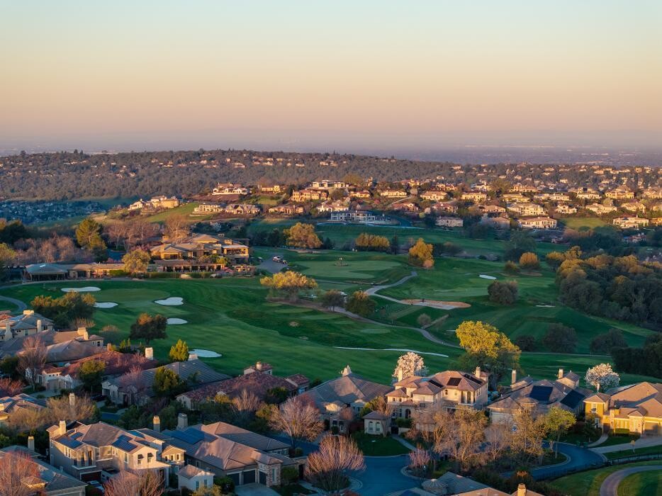 Images Serrano Country Club