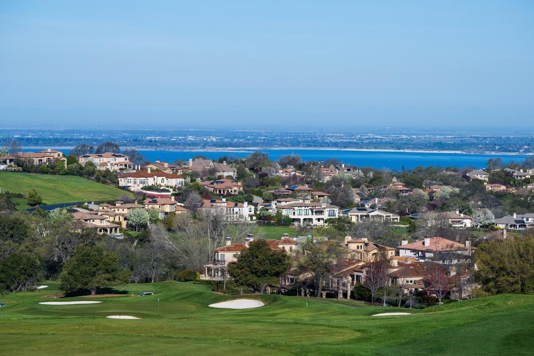 Images Serrano Country Club