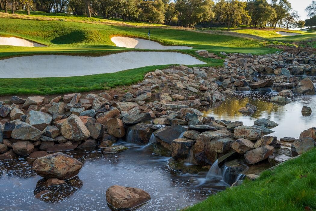 Images Serrano Country Club