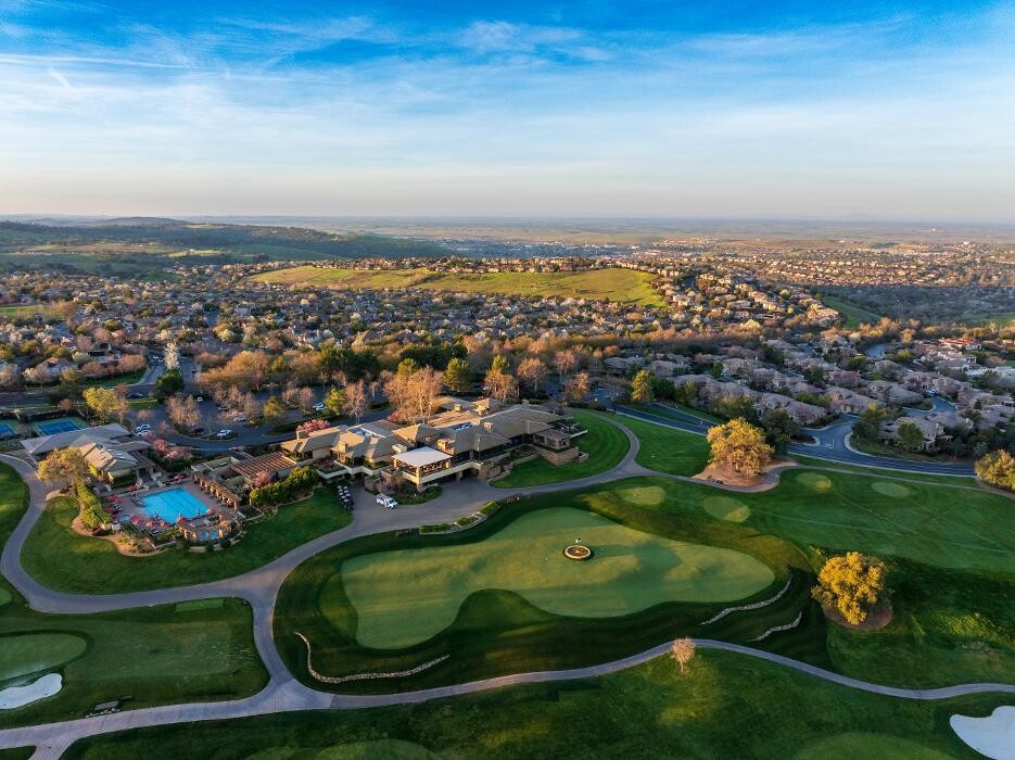 Images Serrano Country Club