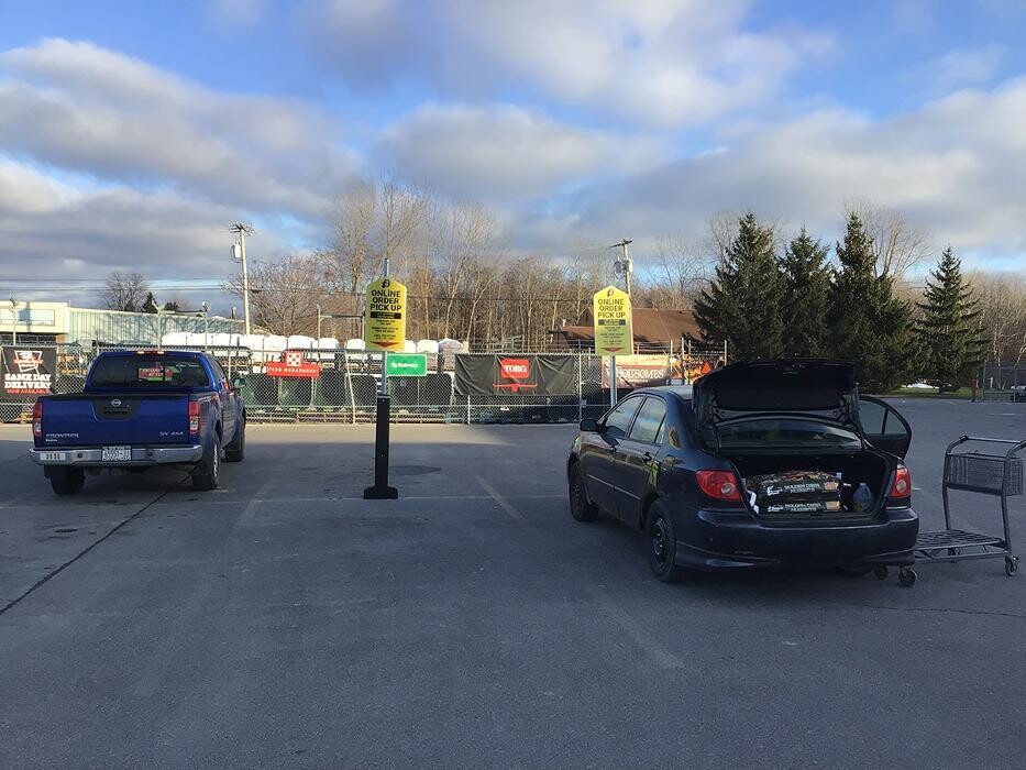 Images Tractor Supply Co.