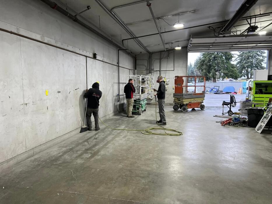 Images Trew Auto Body - Bremerton