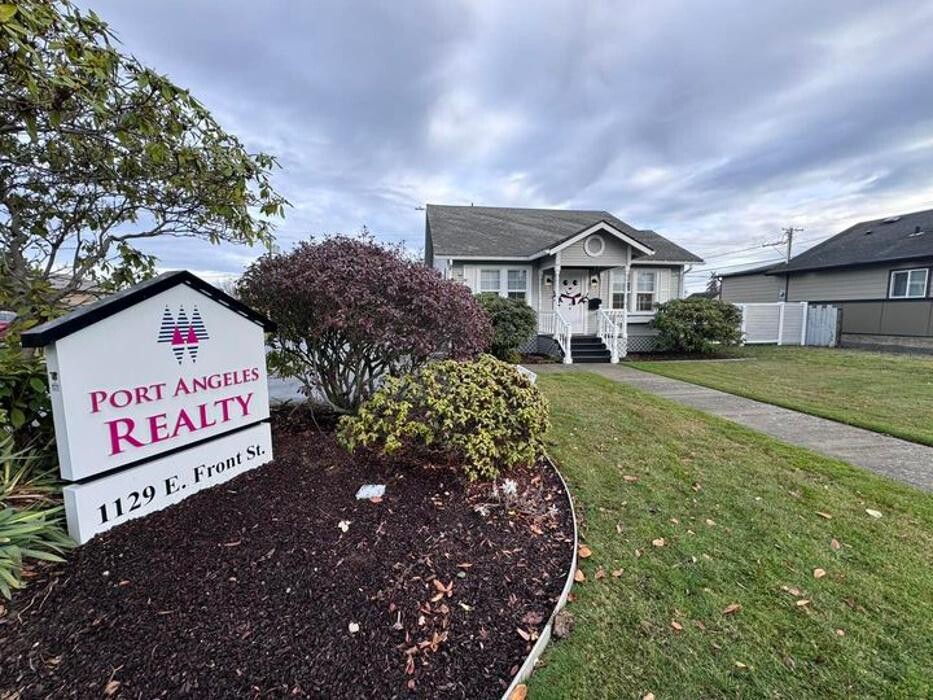 Images Port Angeles Realty