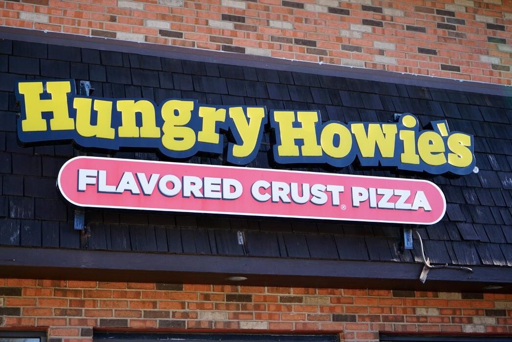 Images Hungry Howie's Pizza