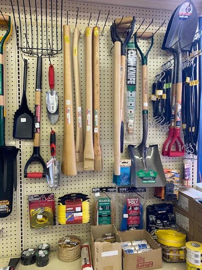 Images Coleman Farm Supply Inc.