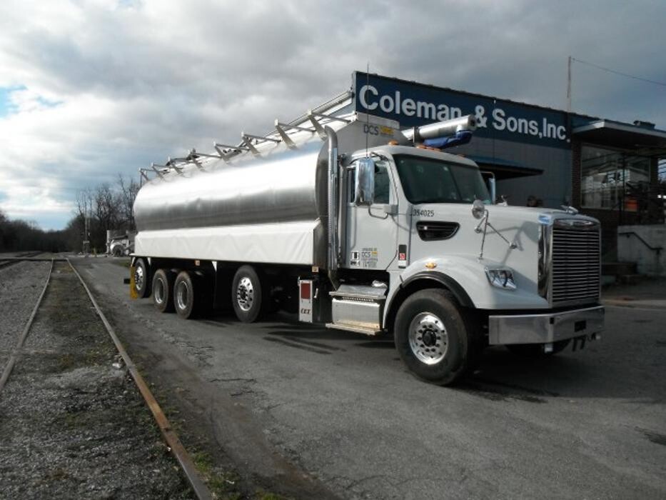 Images Coleman Farm Supply Inc.