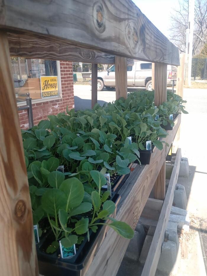 Images Coleman Farm Supply Inc.