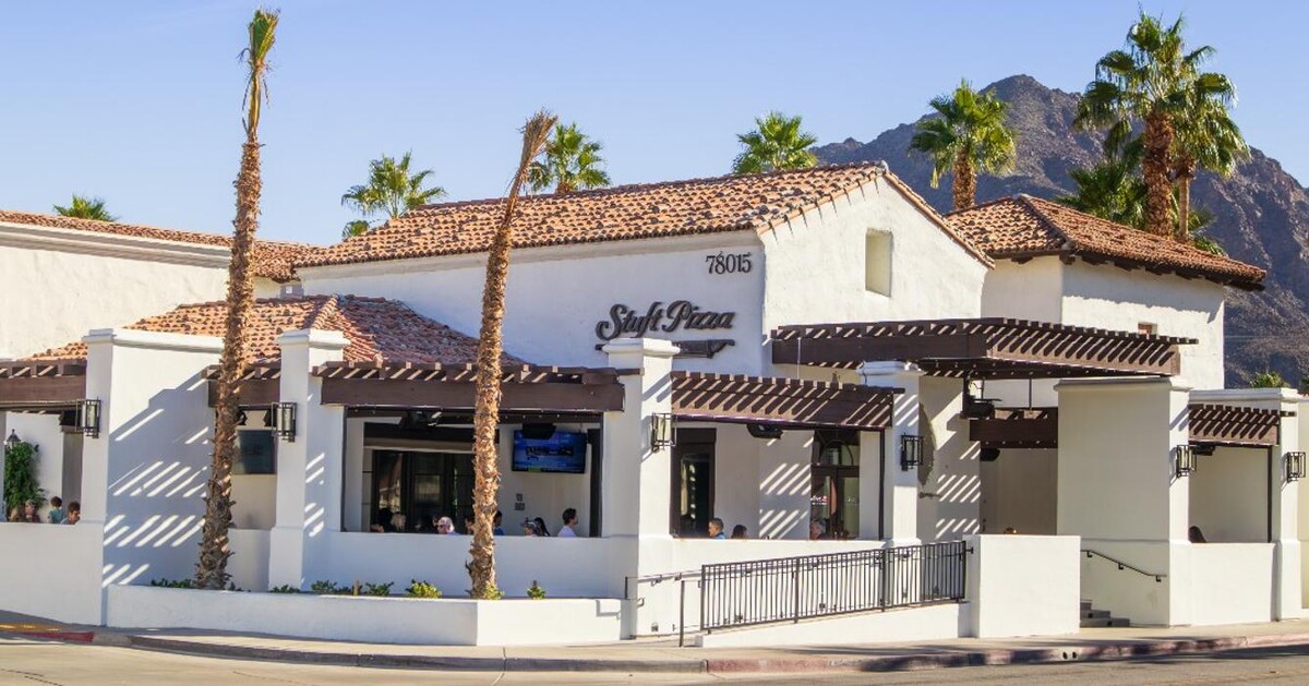 Images Stuft Pizza Bar & Grill