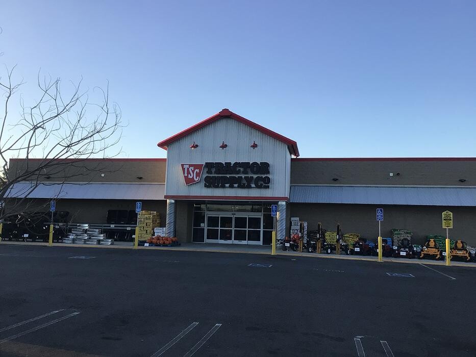 Images Tractor Supply Co.