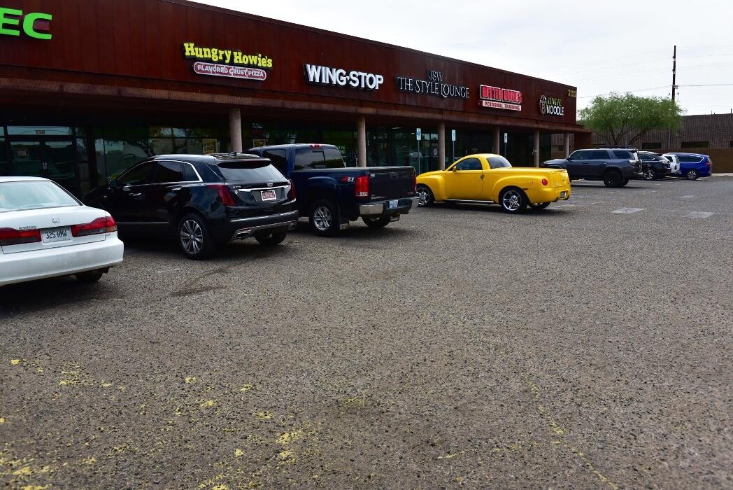 Images Hungry Howie's Pizza