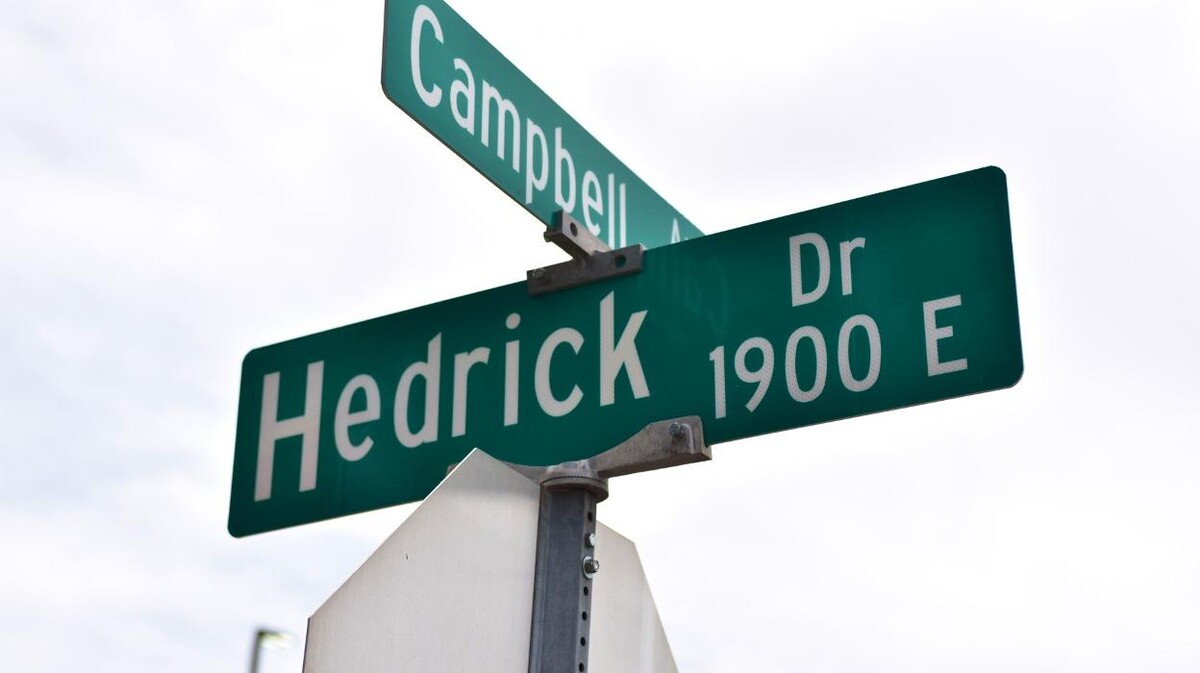 Images Hungry Howie's Pizza