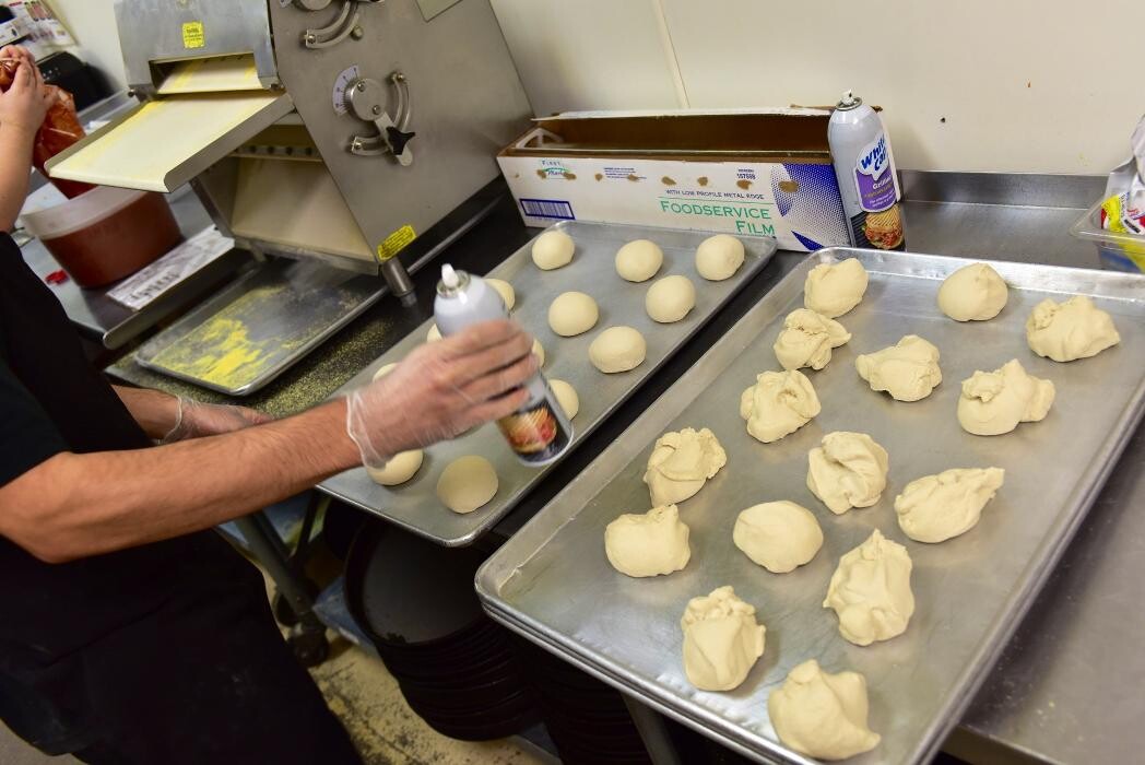 Images Hungry Howie's Pizza