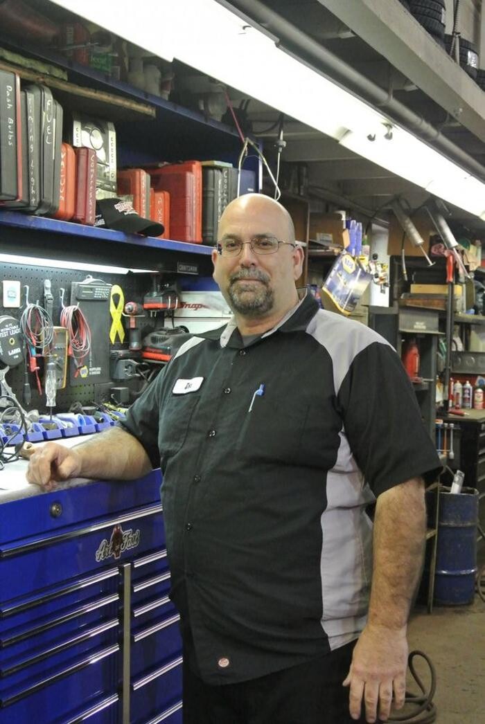 Images Pat's Brake Service Inc. & Lynn's Garage