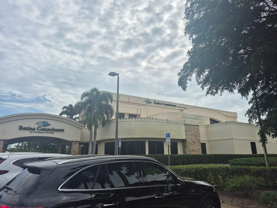 Images Retina Group of Florida