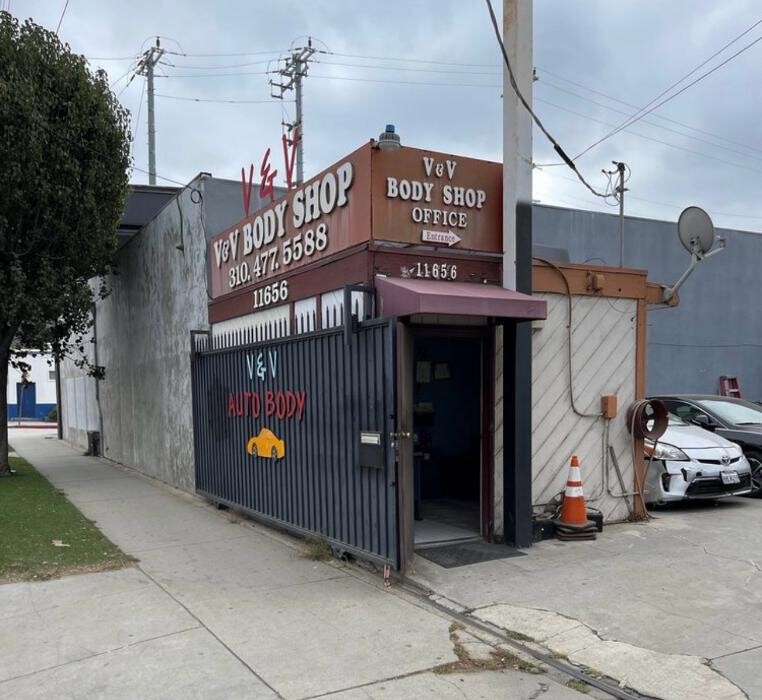 Images V and V Auto Body LLC