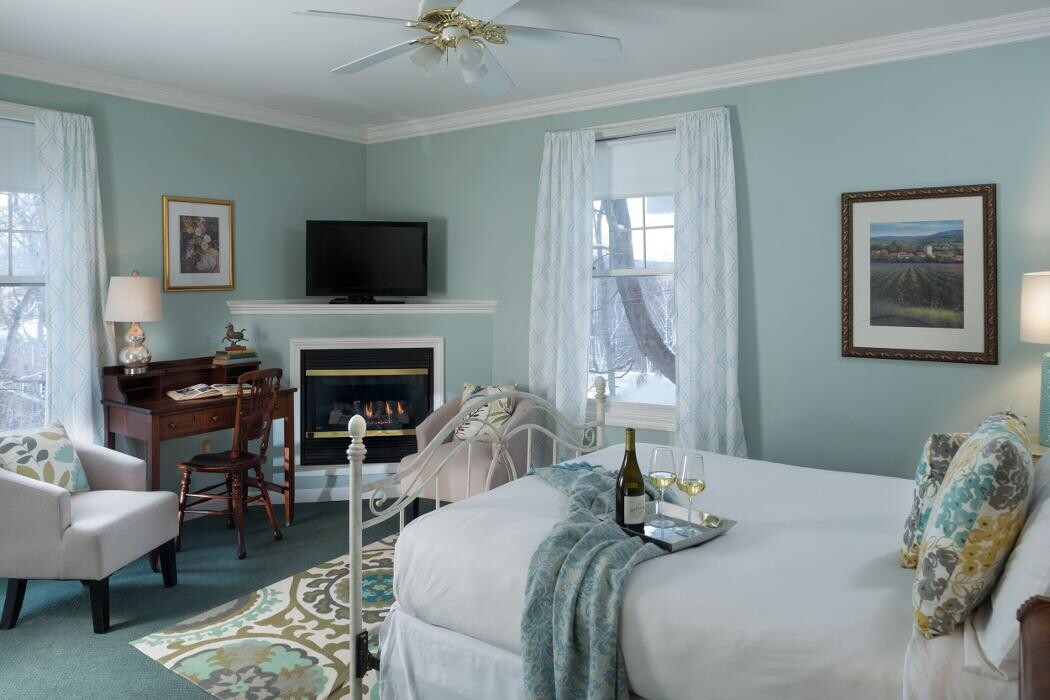 Images Hampton Terrace Inn
