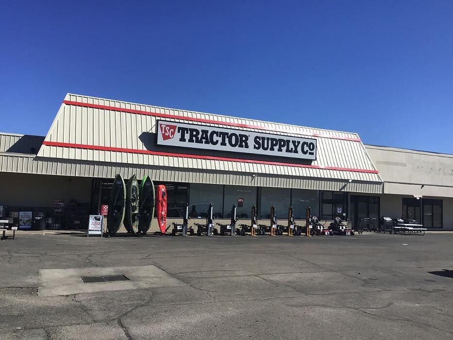 Images Tractor Supply Co.