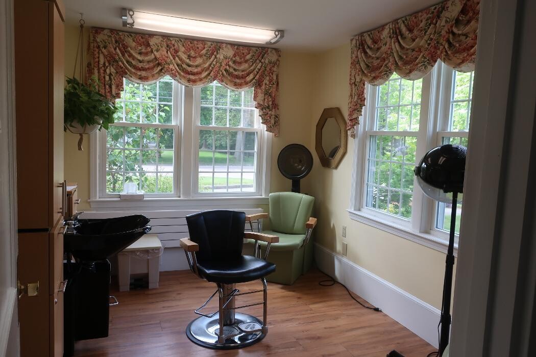 Images Pond Home