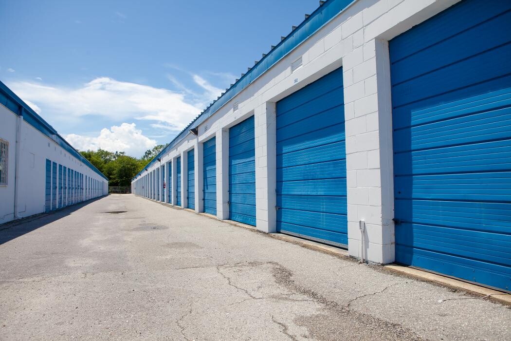 Images Atlantic Self Storage