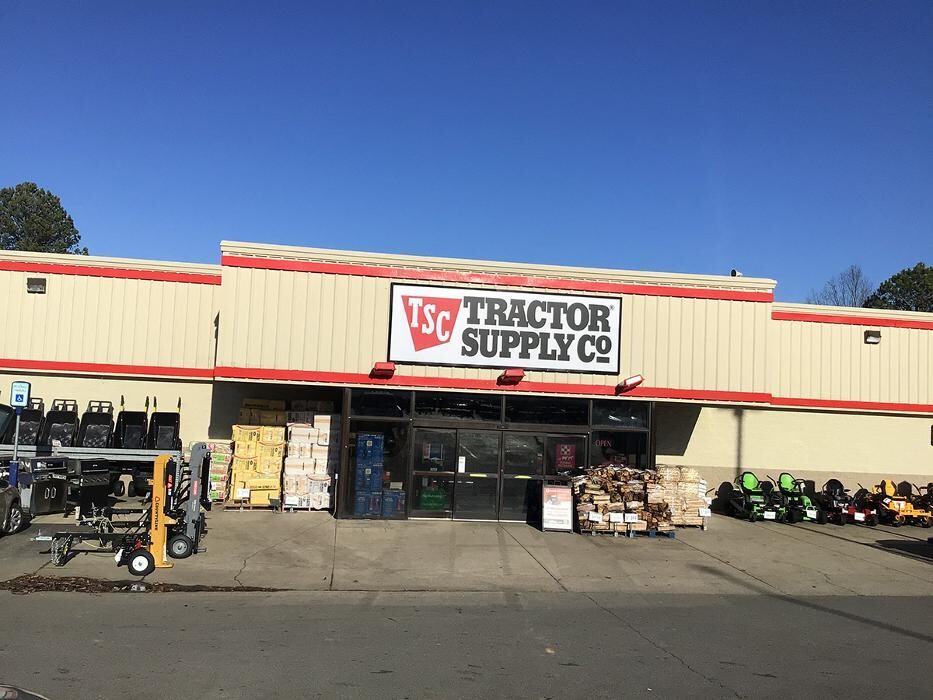 Images Tractor Supply Co.