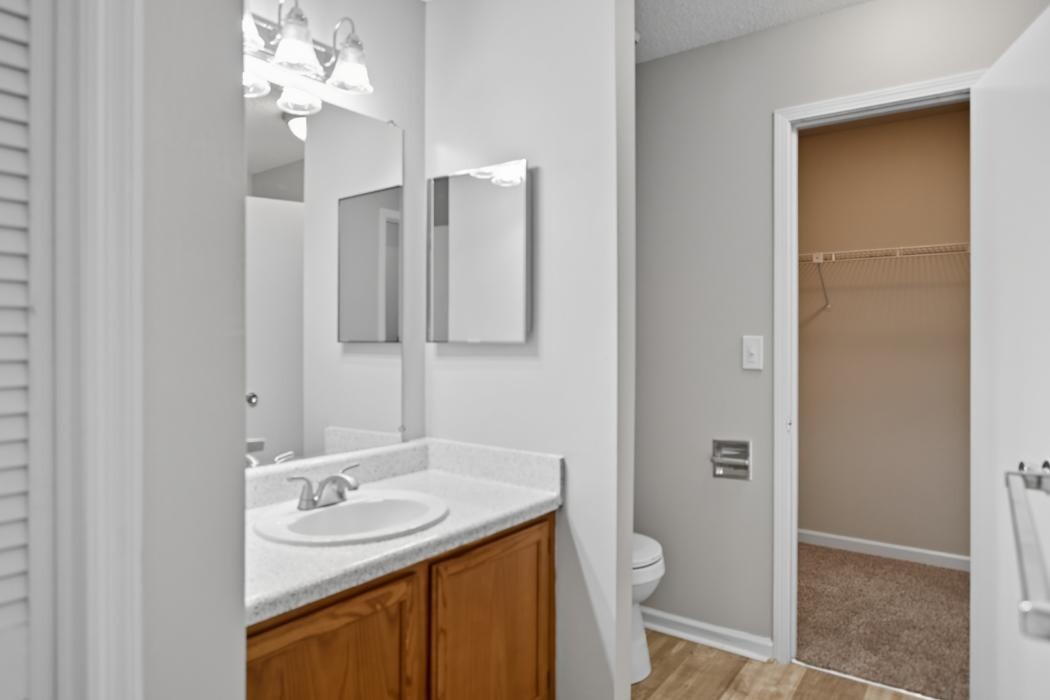 Images Summer Tree Apartments