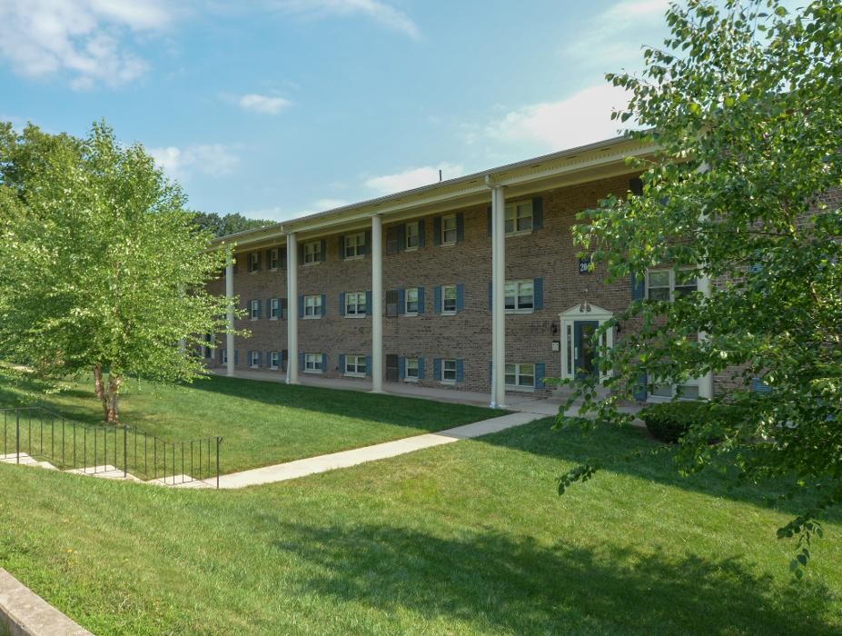 Images Governor Mifflin Apartments