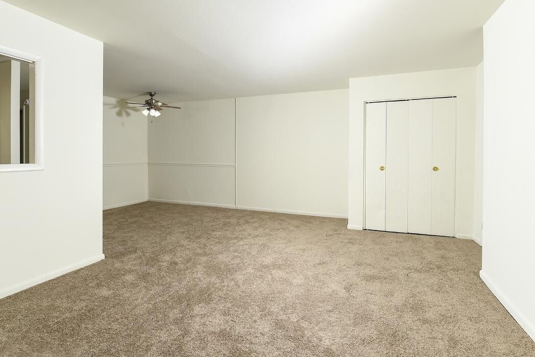 Images Governor Mifflin Apartments