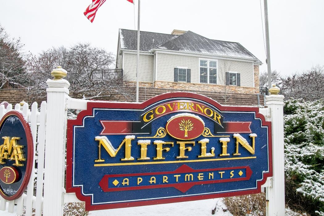 Images Governor Mifflin Apartments