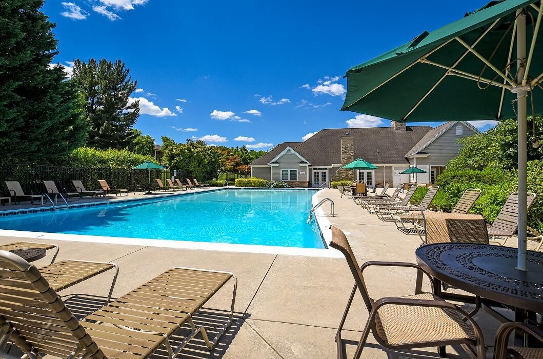 Images Governor Mifflin Apartments