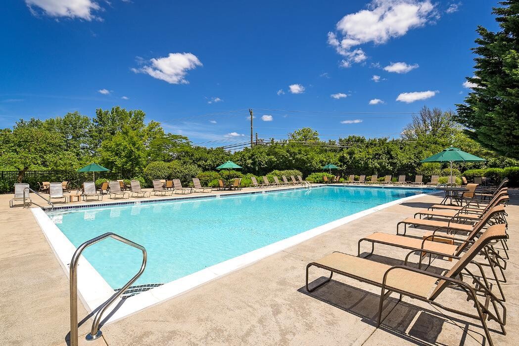 Images Governor Mifflin Apartments