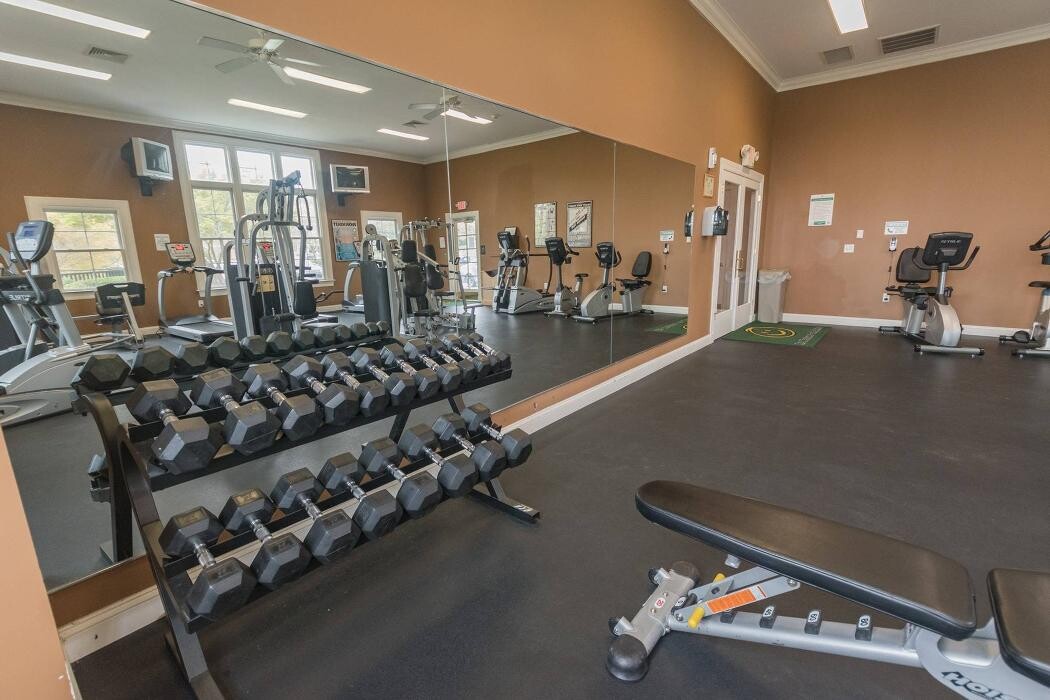 Images Governor Mifflin Apartments