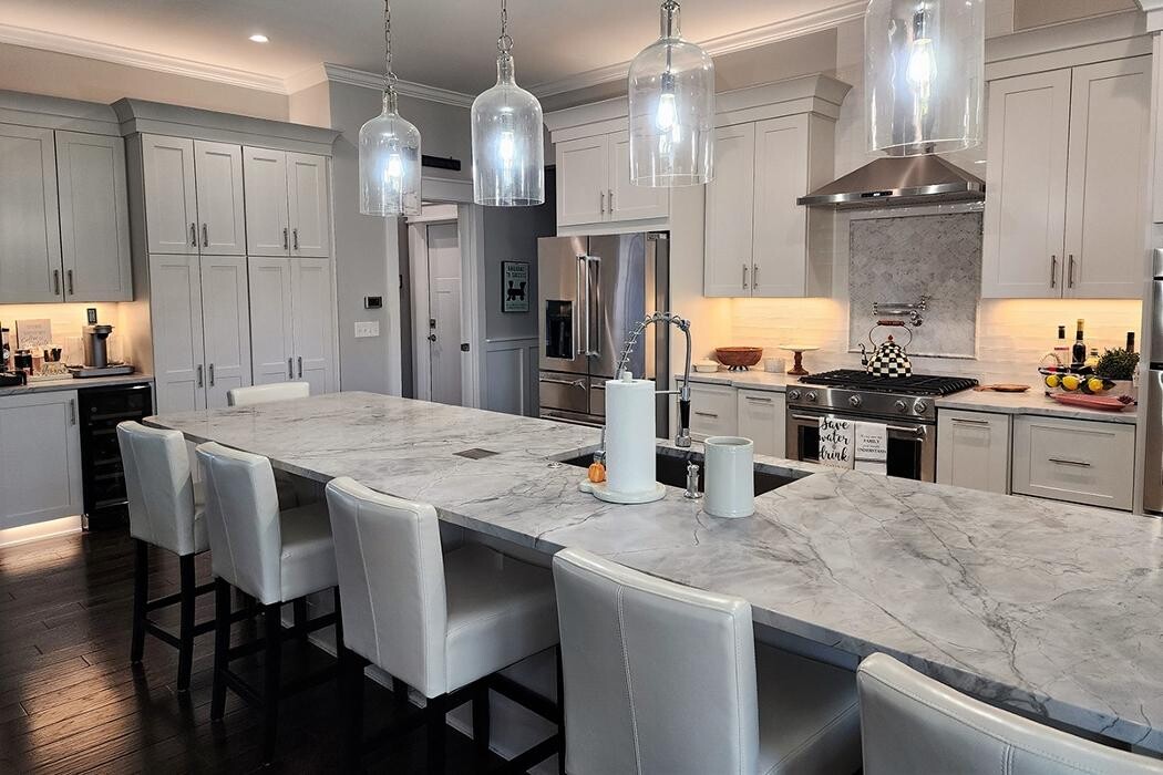 Images Eagle River Cabinets, Inc.