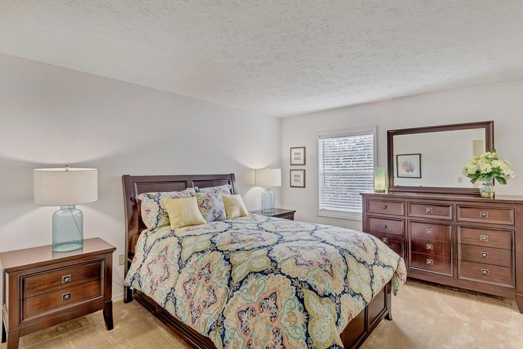 Images Lake Carlton Arms