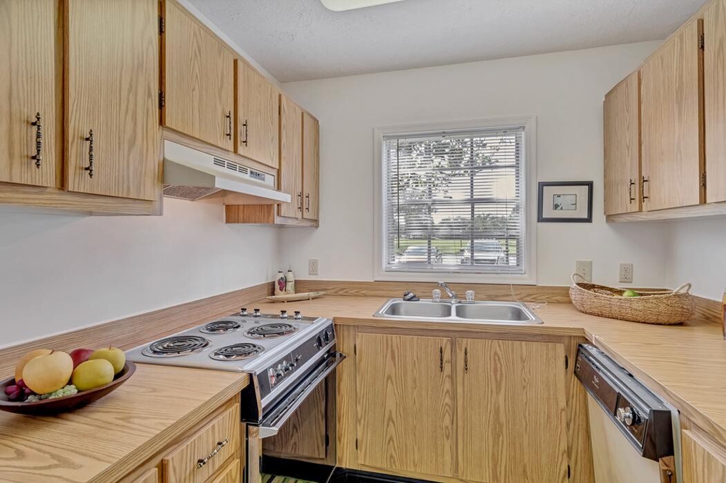 Images Lake Carlton Arms