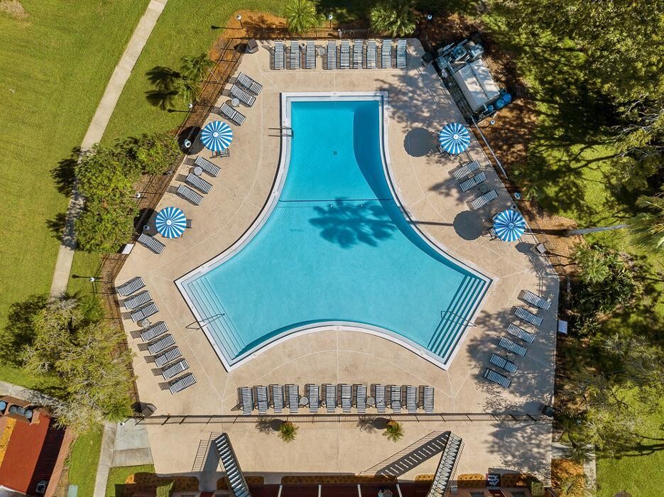 Images Lake Carlton Arms