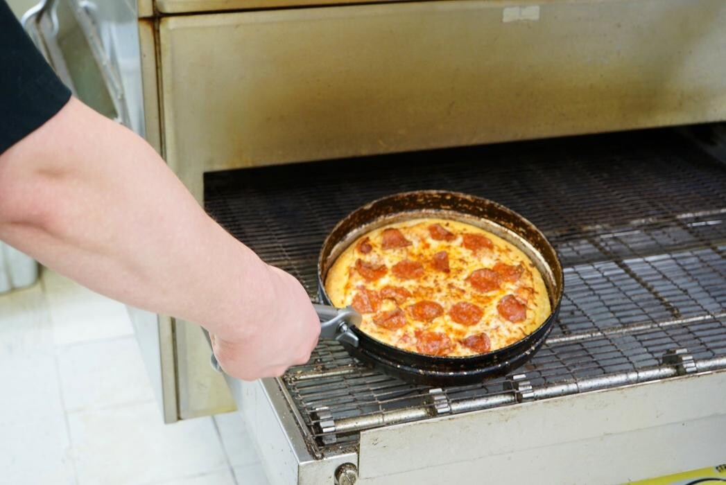 Images Hungry Howie's Pizza