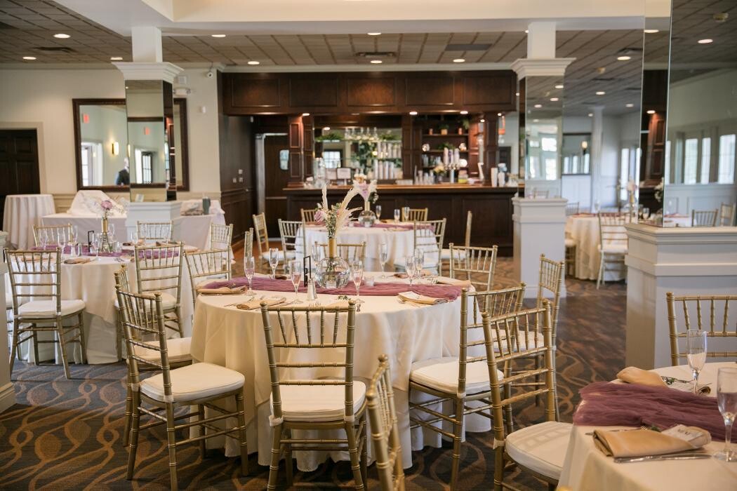 Images Brentwood Golf Club and Banquet Center