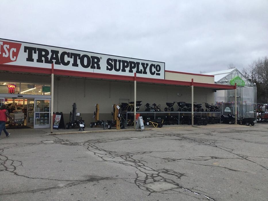 Images Tractor Supply Co.