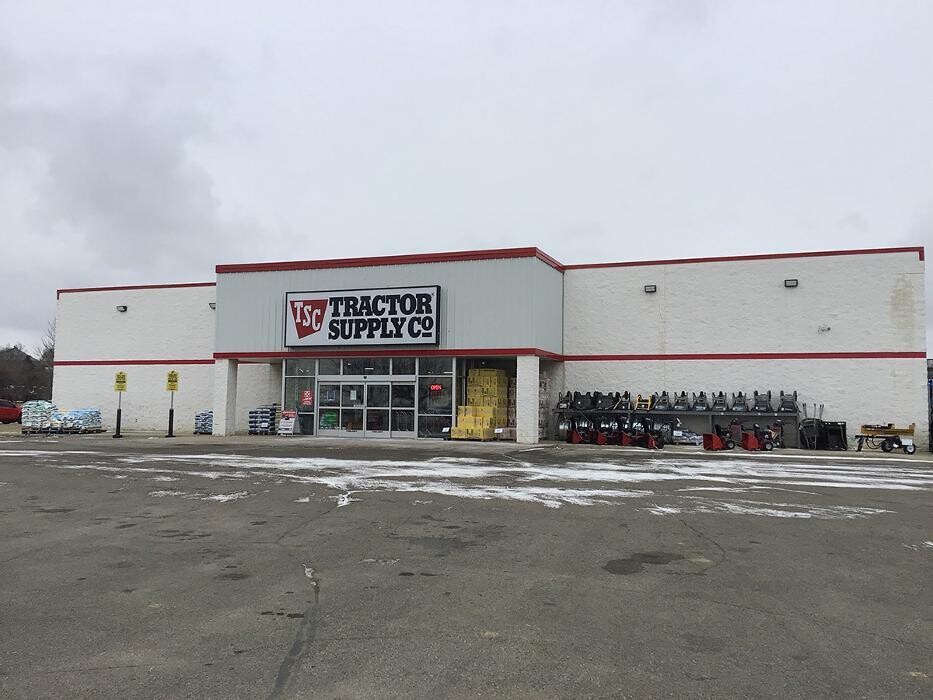 Images Tractor Supply Co.