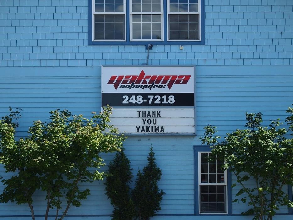 Images Yakima Automotive Inc
