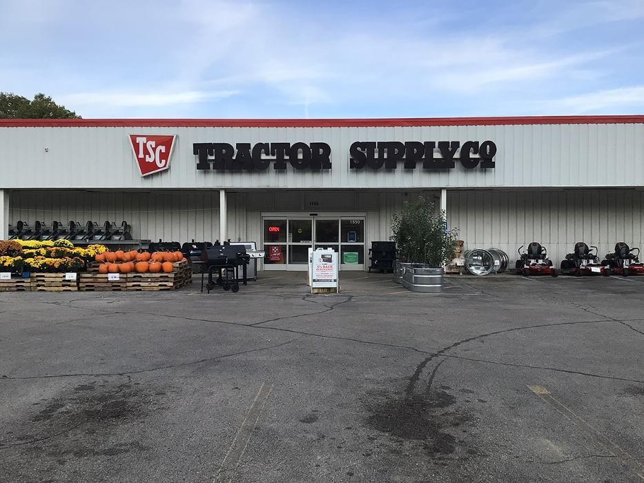 Images Tractor Supply Co.