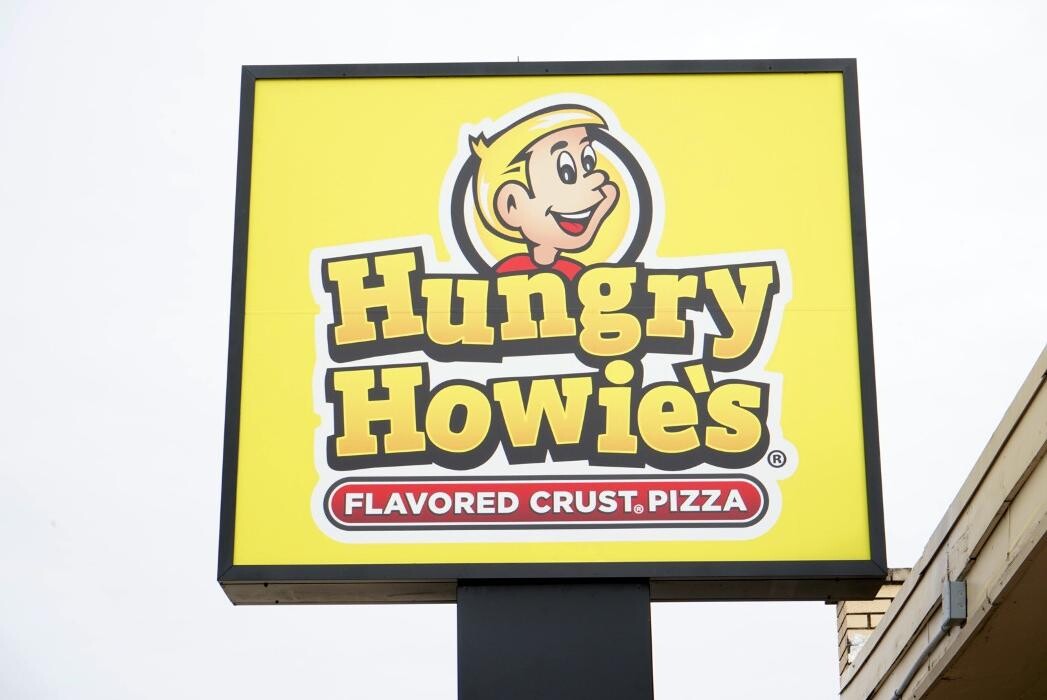 Images Hungry Howie's Pizza