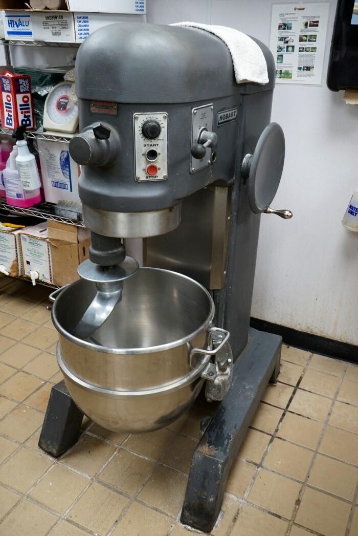 Images Hungry Howie's Pizza