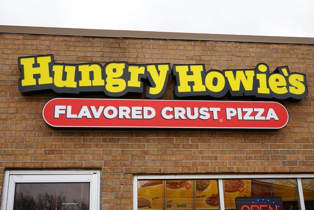 Images Hungry Howie's Pizza
