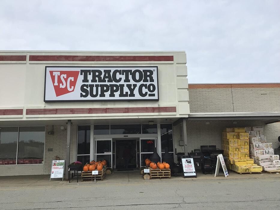 Images Tractor Supply Co.