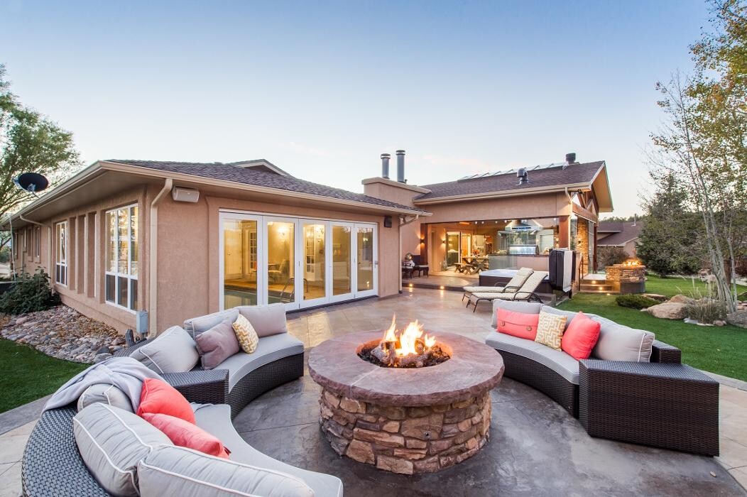 Images Mosaic Outdoor Living & Colorado Custom Decks